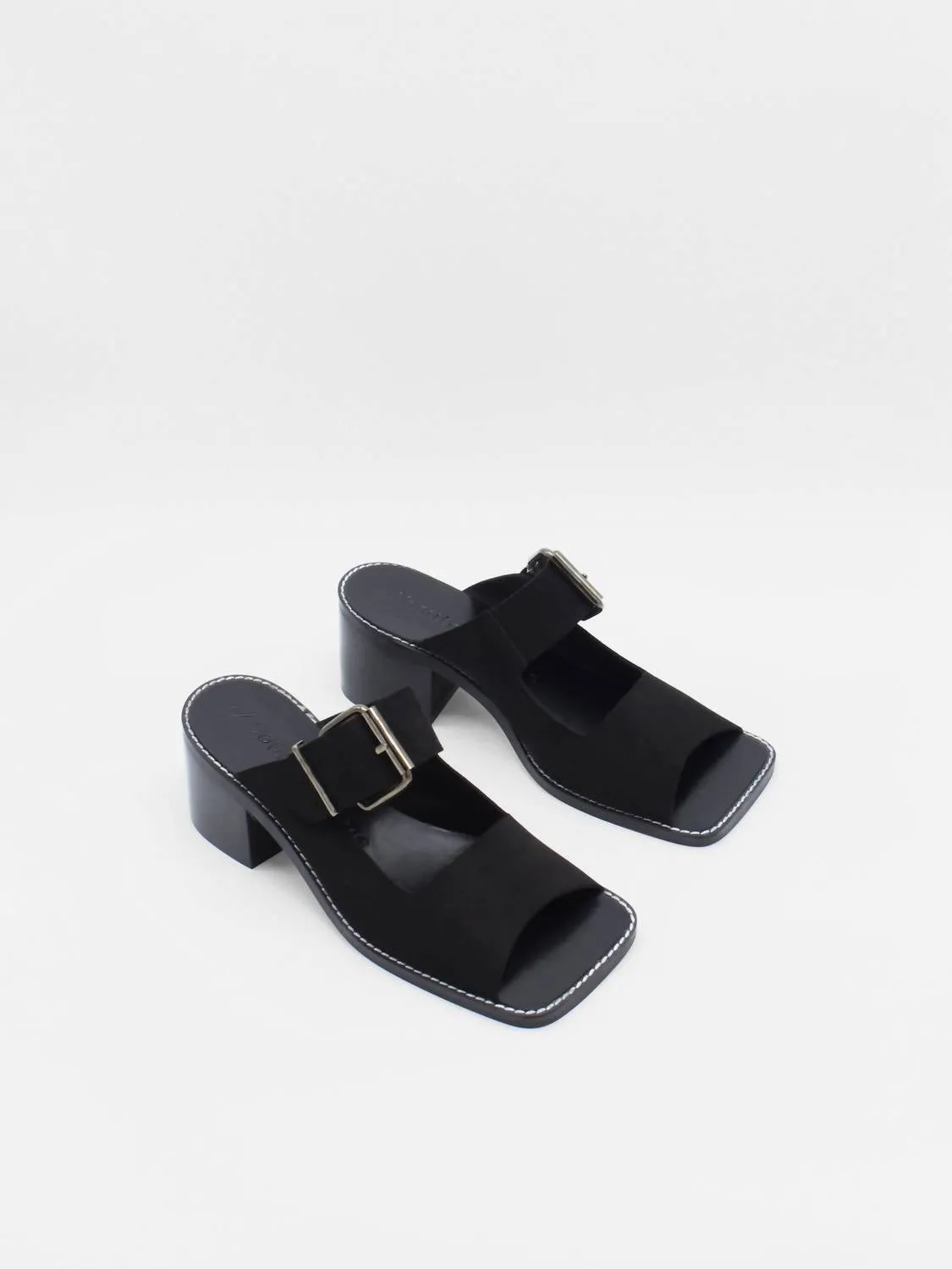 About Arianne - Women's Avi Mule