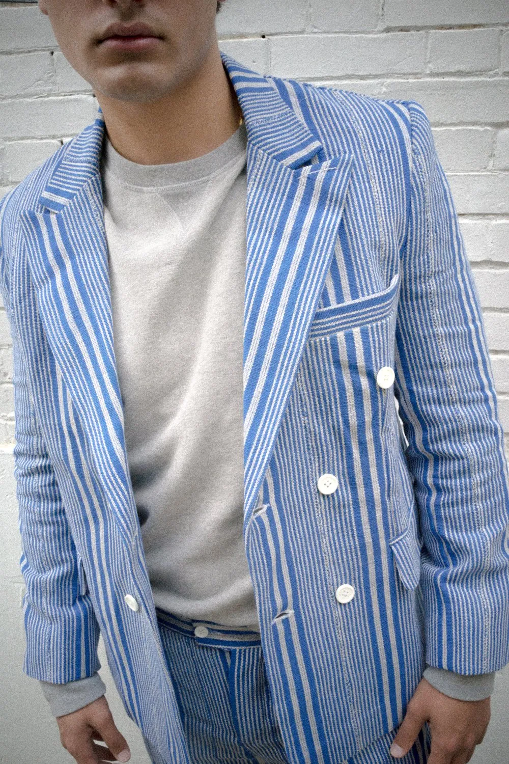 Baba III, Jacket