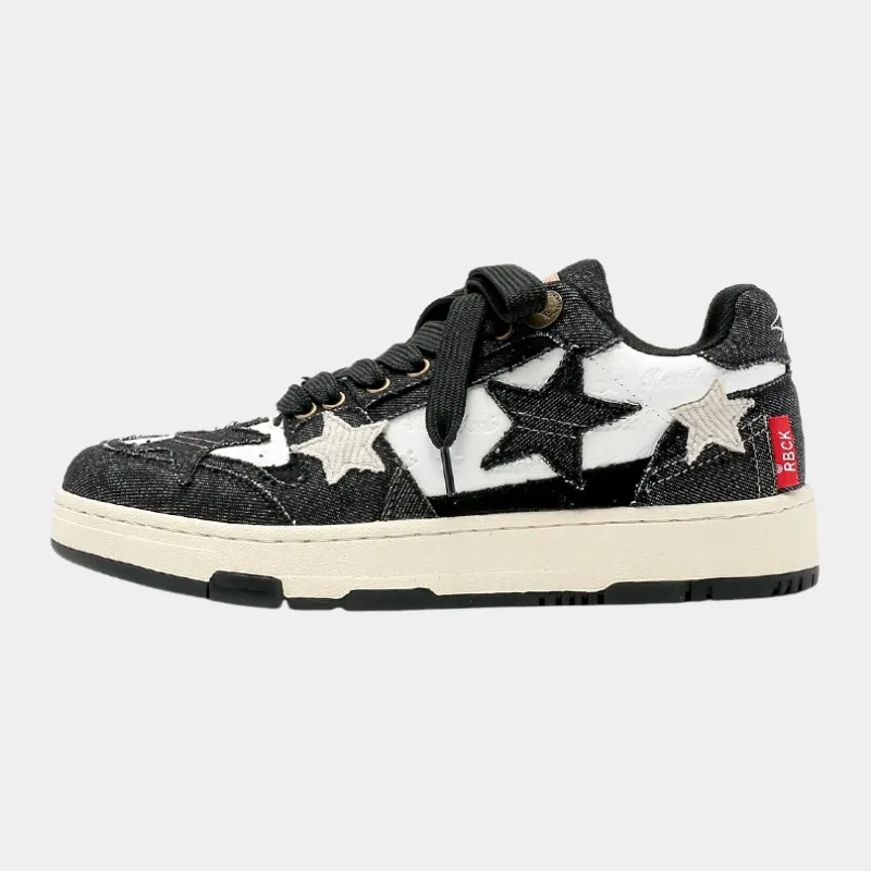 Star | Black Sneakers