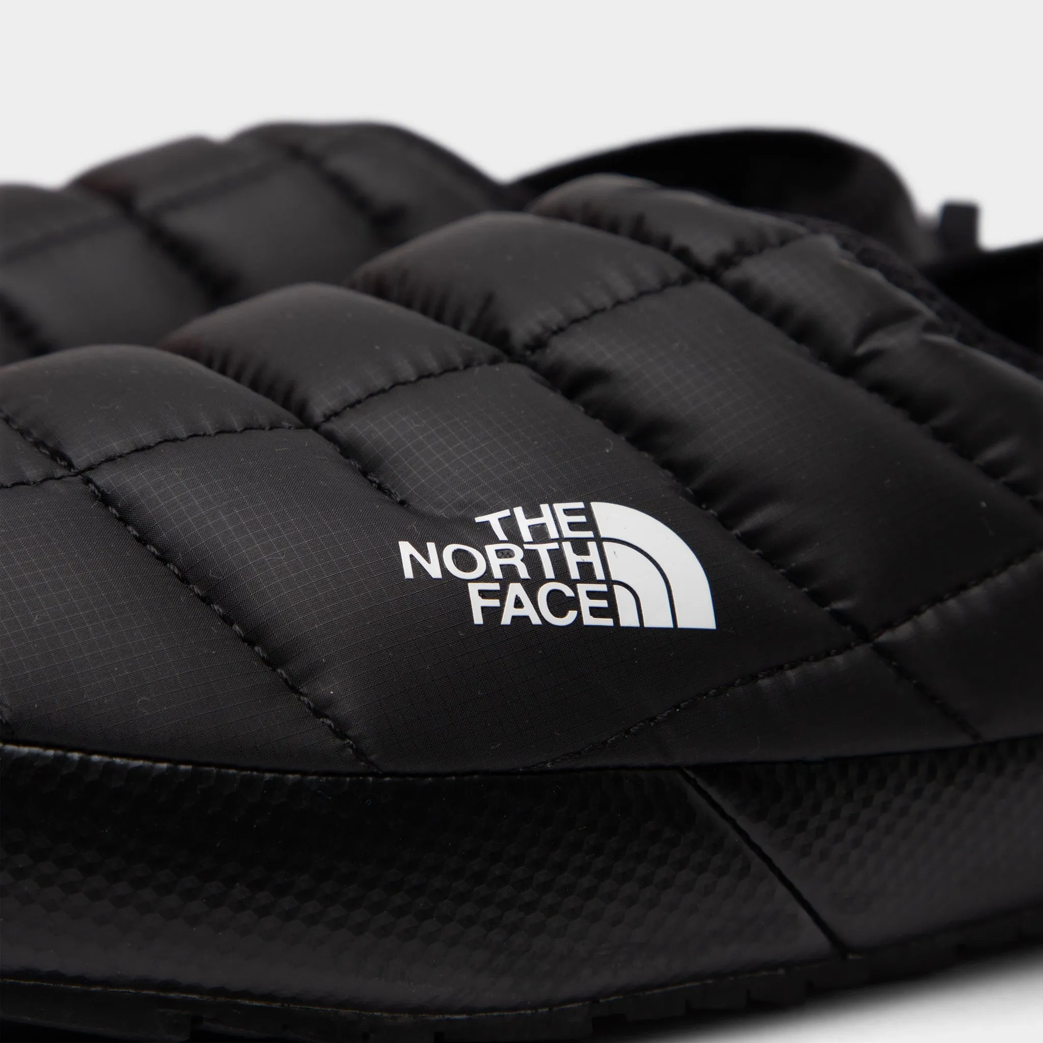 The North Face Women's Thermoball Traction Mule V TNF Black / TNF Black